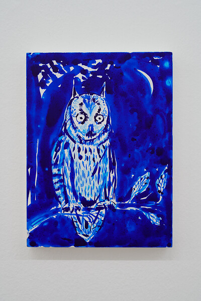 Ein kurzer Moment der Ruhe, 2025 &ndash; 24 x 18 cm; Tusche auf Holz; Foto: Annette Kradisch