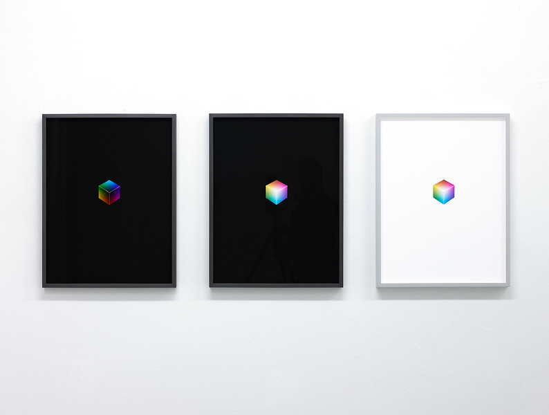 A Two Dimensional Reproduction Of A Three Dimensional Object That Itself Represents A Non Dimensional Phenomenon Of Perception II, 2012 &ndash; Ed. 3+1; à 63 x 48,5 cm; Pigmentdruck auf Bütten