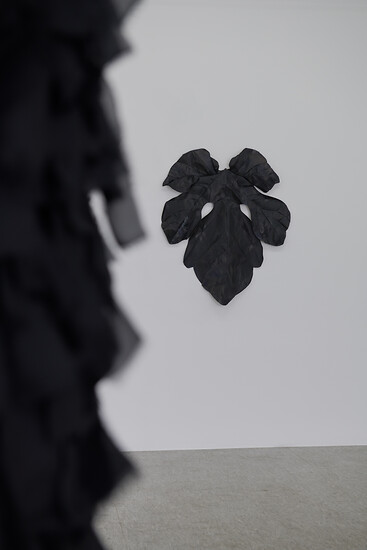 Ausstellungsansicht MAGIC - Jasmin Schmidt &ndash; Foto: Annette Kradisch