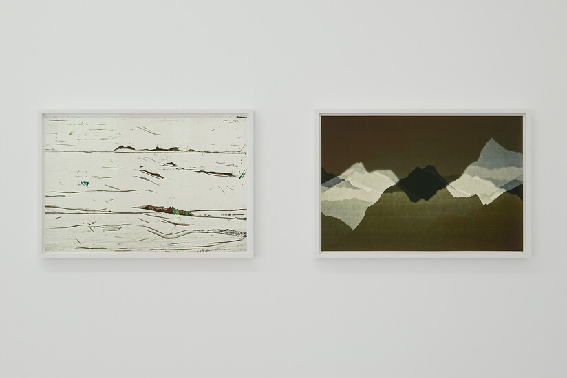 a: White Vibes (Engadin, Schweiz), 2019/20 b: Hiding South (Stubaital, Italien), 2015/20 &ndash; aus Burning Heart, 19-teilige Werkserie, 2020
je 39 x 58 cm, Archival Pigment Print auf Rice Papier, Auflage: 3 + 2 AP, Courtesy Oechsner GalerieFoto: Annette Kradisch