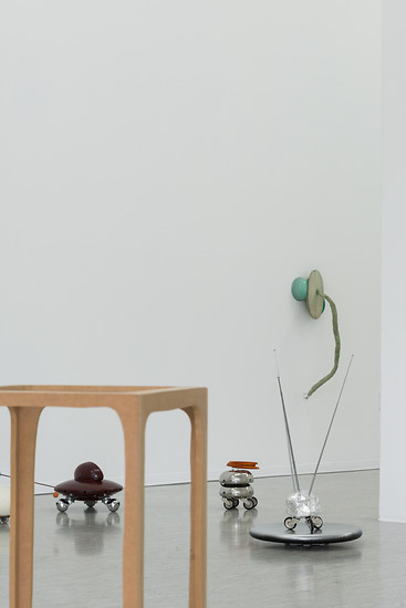 Ausstellungsansicht - Als ob (und) nicht nur eins