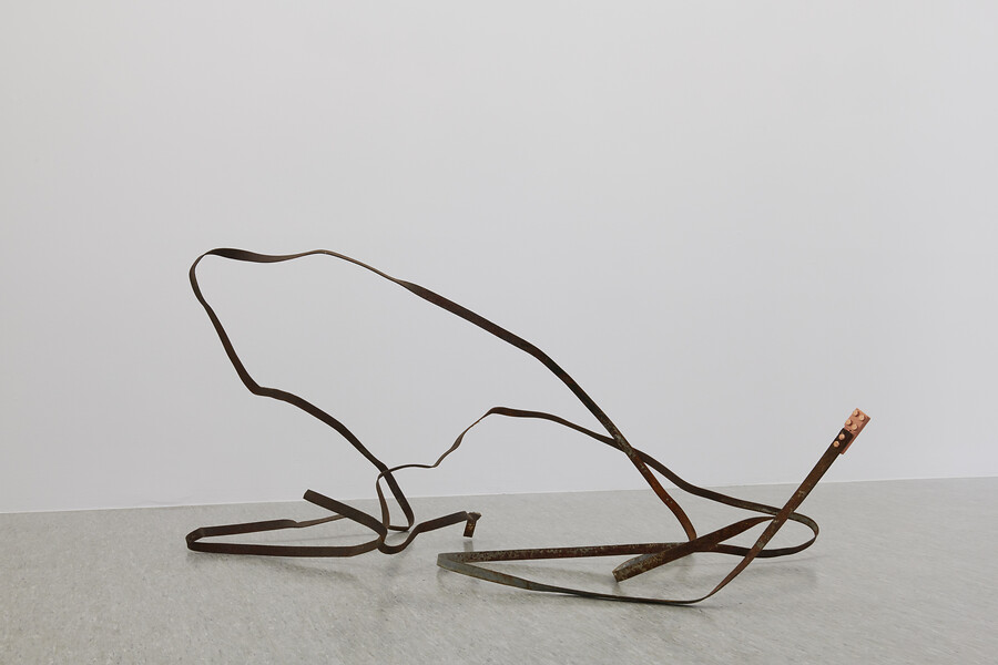 o. T., 2022 &ndash; L 210 B 110 H 90 cm (variabel); Fundstück, überarbeitet; Foto: Annette Kradisch